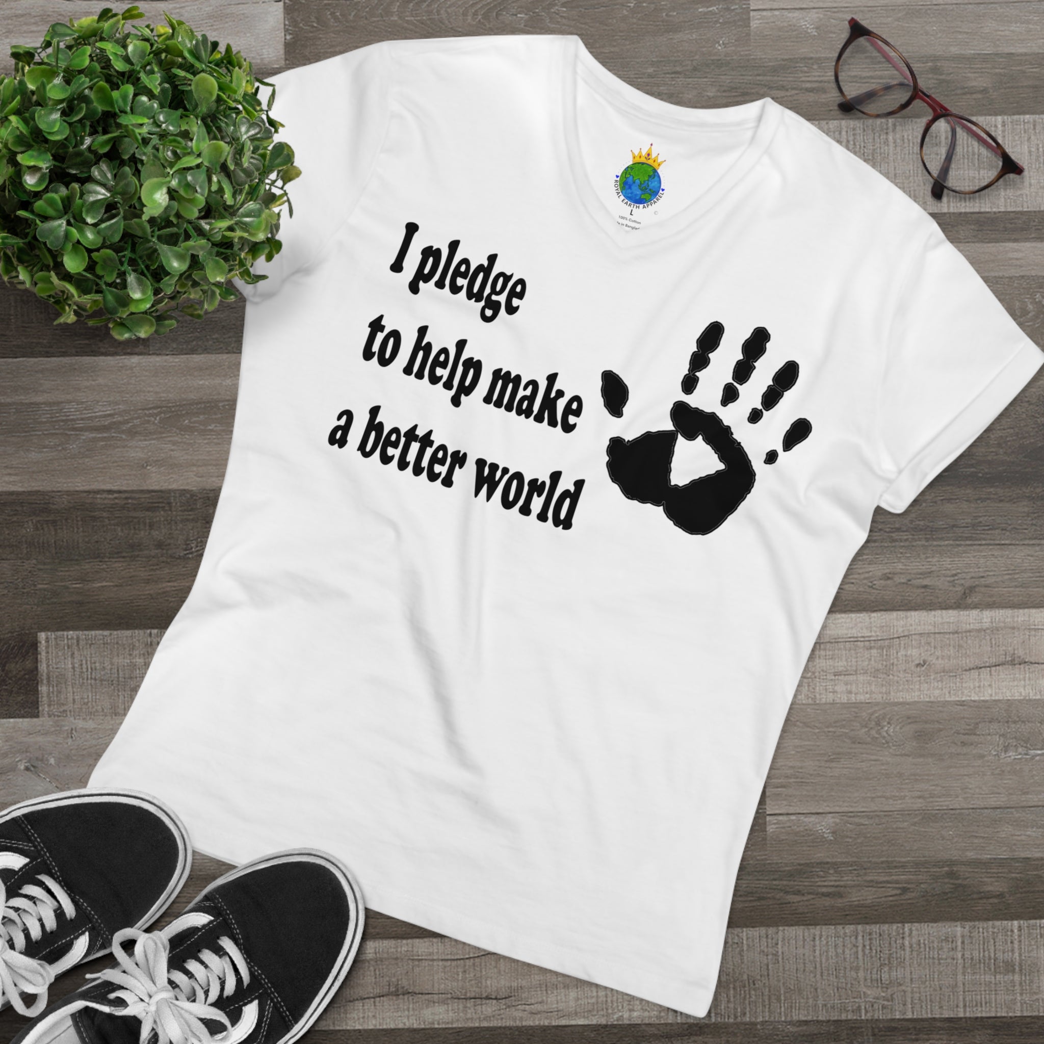 Men’s Organic Presenter V-neck The Pledge